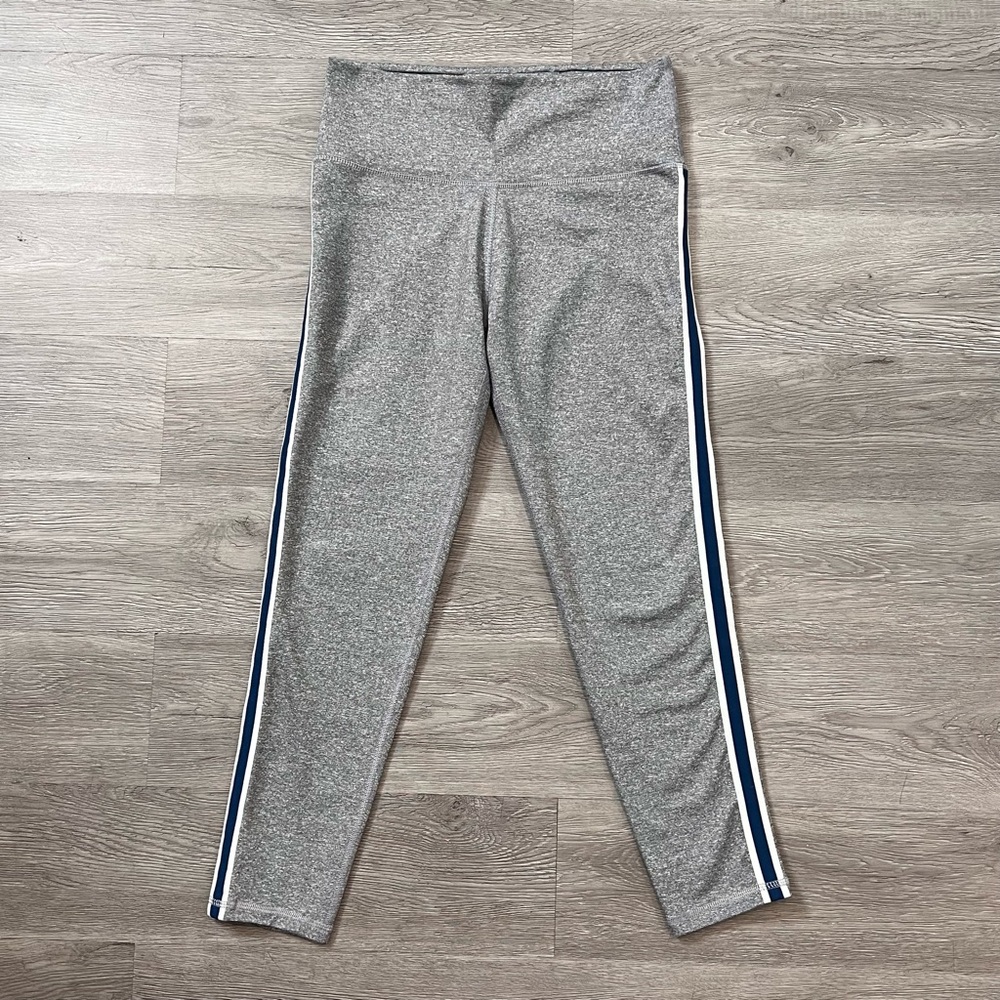 Aerie Chill Play Move Striped Legging
